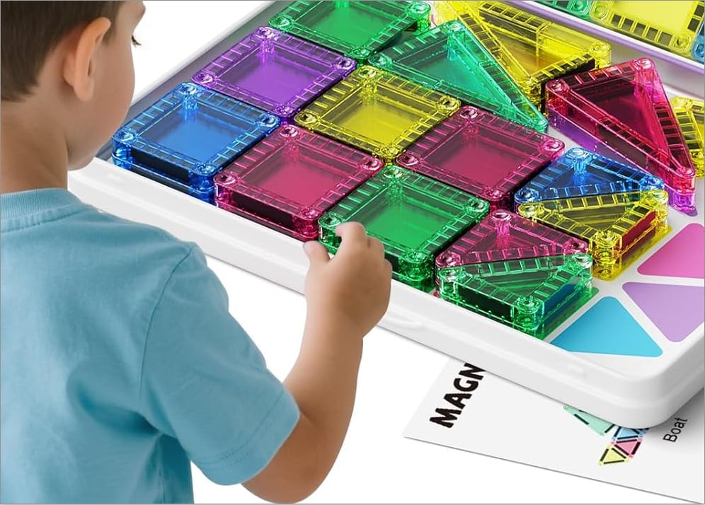 🎁Big Sale 🔥🧲42-Piece Mini Magnetic Tiles Travel Set with Metal Storage Box - Portable STEM Building Blocks