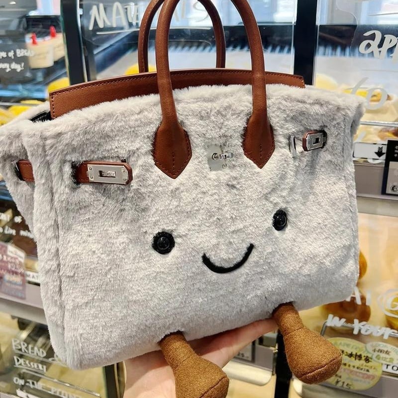 💕Hot sale 💥🎀 2025 New Hot Selling Women’s Plush Handbag – Exquisite, Cute & Functional